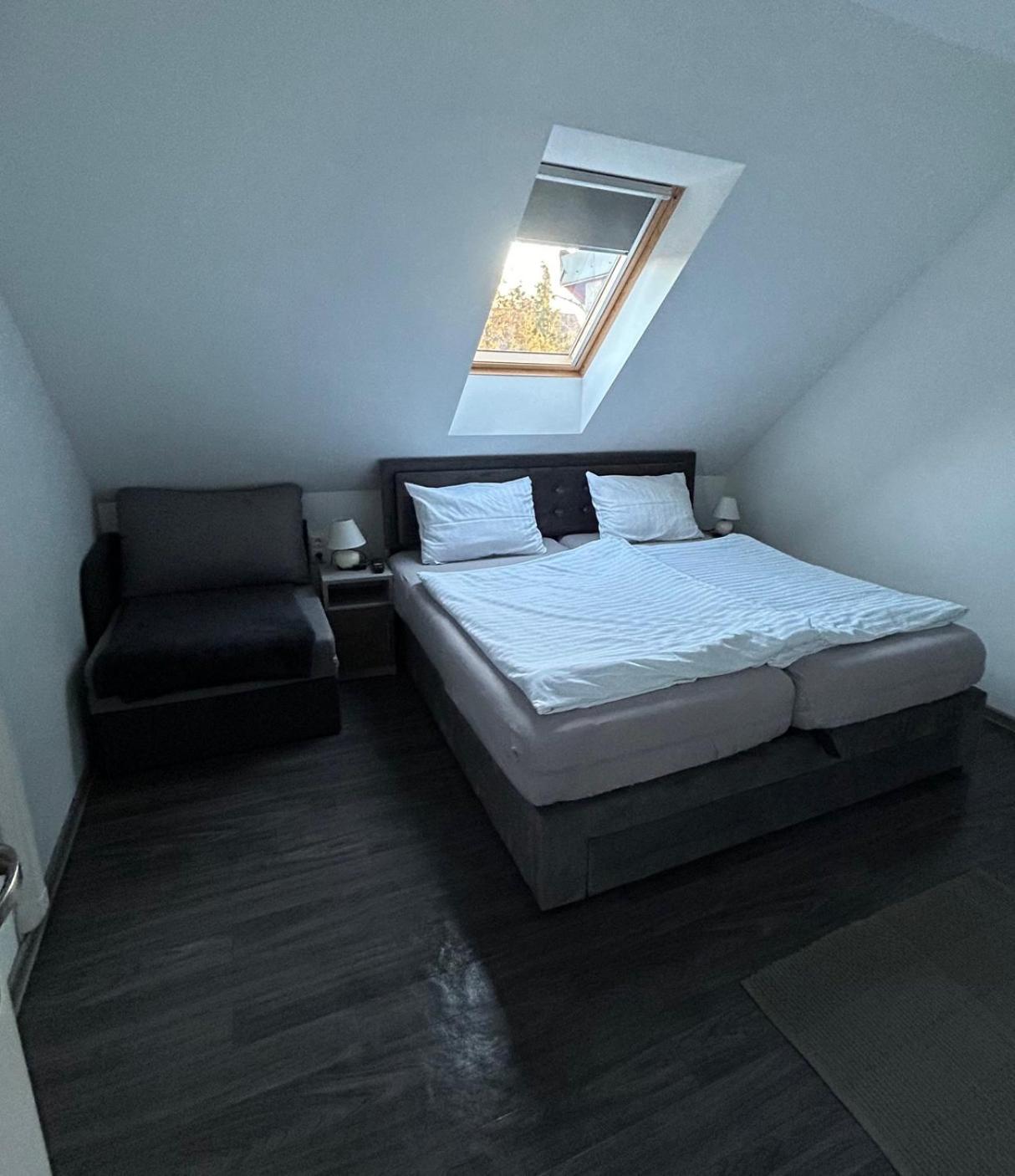 Heni Apartment Бюк Экстерьер фото